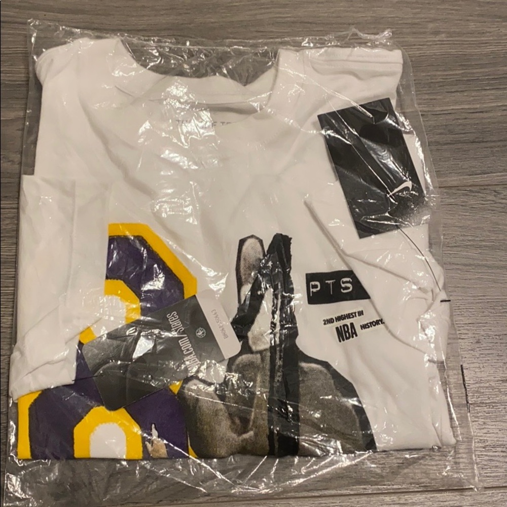 Nike Kobe LA Lakers Iconic Moments 81 Points